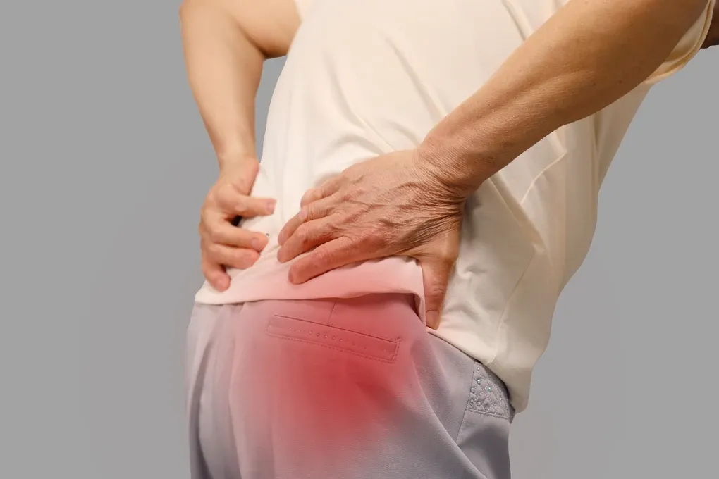 A Comprehensive Guide to Hip Pain: Causes, Symptoms, Treatment